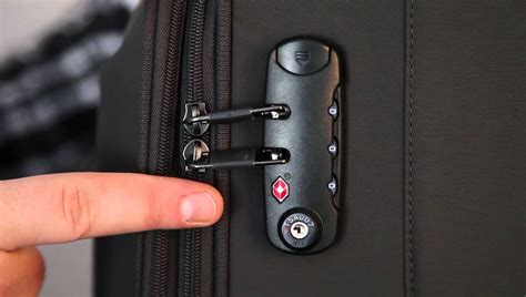 how to set primark suitcase lock